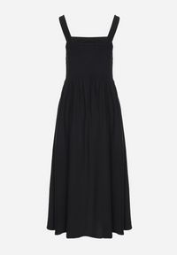 Born2be - Czarna Wiskozowa Sukienka o Rozkloszowanym Kroju z Kwadratowym Dekoltem Avmila. Typ kołnierza: dekolt kwadratowy. Kolor: czarny. Materiał: wiskoza. Styl: klasyczny #6