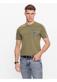 Guess T-Shirt M3YI22 J1314 Zielony Slim Fit. Kolor: zielony. Materiał: bawełna
