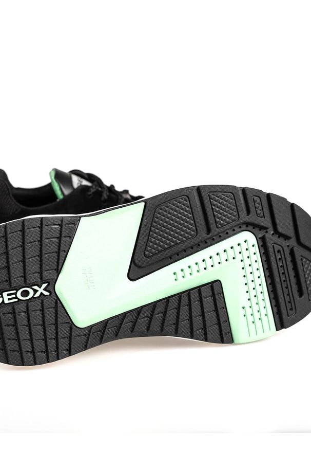 Geox Sneakersy "T02 A" | T94BUA 02214 | T02 A | Kobieta | Czarny, Zielony. Kolor: czarny, zielony, wielokolorowy. Materiał: skóra, materiał