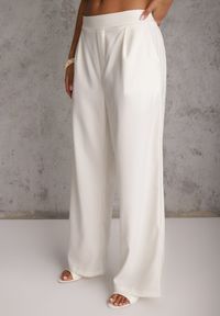 Renee - Biały Komplet z Bawełną w Garniturowym Stylu Kamizelka i Spodnie Meloreida. Kolor: biały. Materiał: bawełna. Wzór: gładki #6