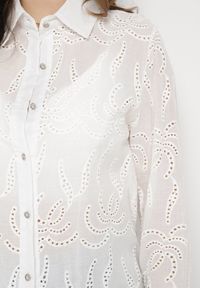 Born2be - Biała Bawełniana Koszula Ażurowa z Topem na Cienkich Ramiączkach Leassen. Kolor: biały. Materiał: bawełna. Długość rękawa: na ramiączkach. Wzór: ażurowy. Styl: boho #2