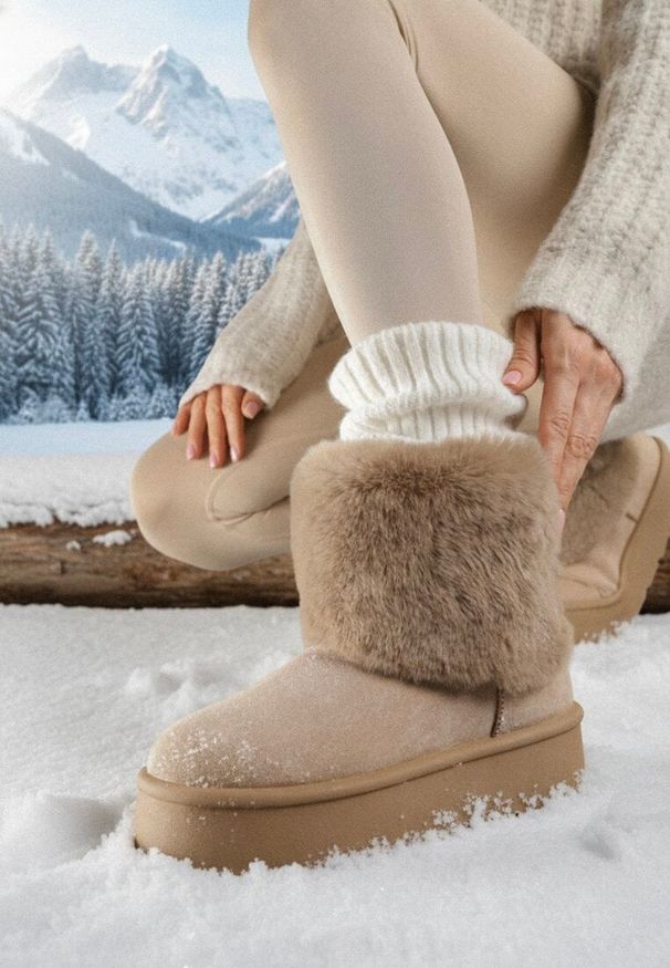 Born2be - Ciemnobeżowe Śniegowce za Kostkę Mocno Ocieplane z Futerkiem na Platformie Reilanna. Okazja: na spacer, na co dzień. Wysokość cholewki: za kostkę. Kolor: beżowy. Materiał: futro. Obcas: na platformie. Styl: elegancki, casual, klasyczny
