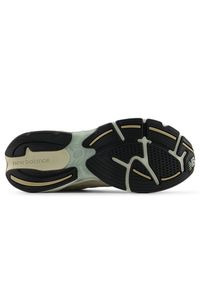 Buty unisex New Balance ABZORB U2010281 – beżowe. Kolor: beżowy. Materiał: zamsz, guma. Szerokość cholewki: normalna. Sezon: lato. Sport: bieganie #3