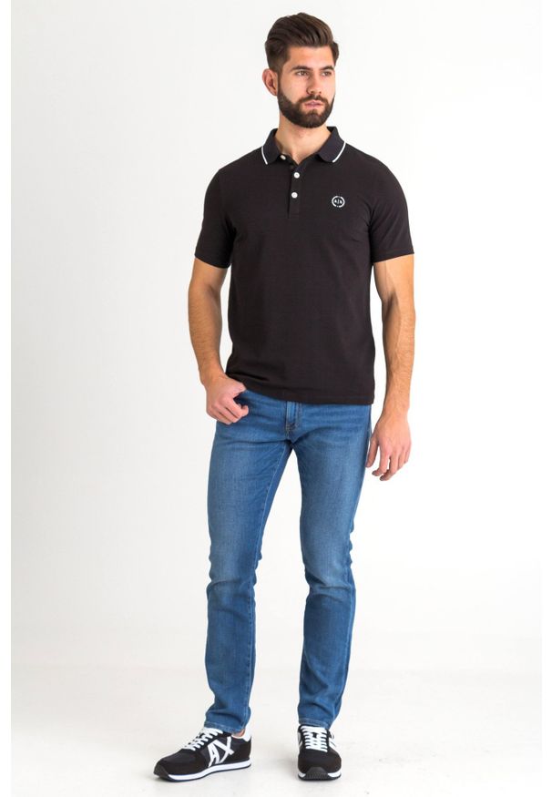 POLO Armani Exchange. Typ kołnierza: polo. Wzór: nadruk, jednolity. Styl: sportowy