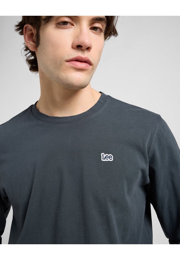 Lee - MĘSKA KOSZULKA LEE LS PATCH LOGO TEE WASHED BLACK 112370500