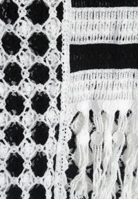 Renee - Biało-Czarna Ażurowa Sukienka z Bawełny bez Rękawów Cophalia. Okazja: na co dzień, na imprezę. Kolor: biały. Materiał: bawełna. Długość rękawa: bez rękawów. Wzór: ażurowy. Sezon: lato. Styl: elegancki, klasyczny, casual #4