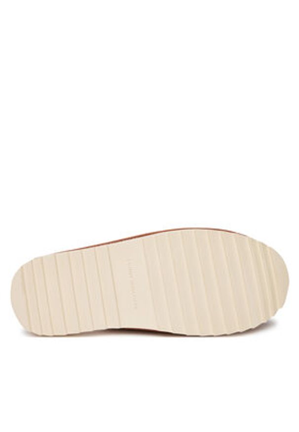 TOMMY HILFIGER - Tommy Hilfiger Kapcie FW0FW08396 Brązowy. Kolor: brązowy. Materiał: zamsz, skóra
