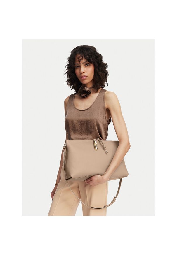 Torebka Furla. Kolor: beżowy