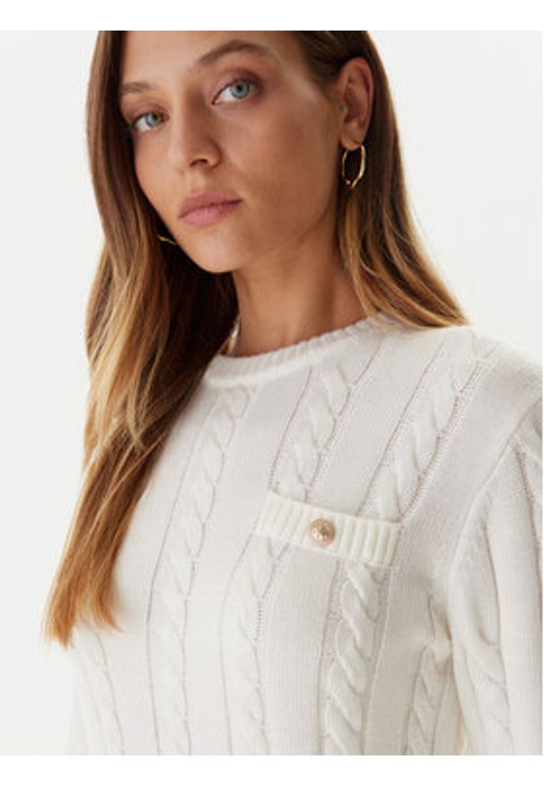 Guess Sukienka dzianinowa W5BK46 Z1192 Écru Regular Fit. Kolor: kremowy. Materiał: syntetyk