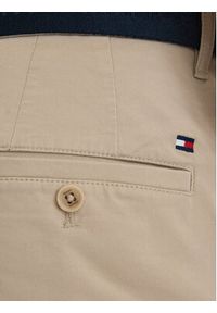 TOMMY HILFIGER - Tommy Hilfiger Szorty materiałowe Denton MW0MW42349 Beżowy jasny Slim Fit. Kolor: beżowy. Materiał: bawełna #3
