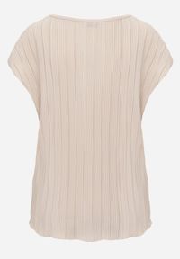 Born2be - Beżowa Bluzka na Krótki Rękaw z Plisowanej Tkaniny Undirea. Okazja: do pracy, na co dzień. Kolor: beżowy. Materiał: tkanina. Długość rękawa: krótki rękaw. Długość: krótkie. Styl: elegancki, klasyczny, casual #5