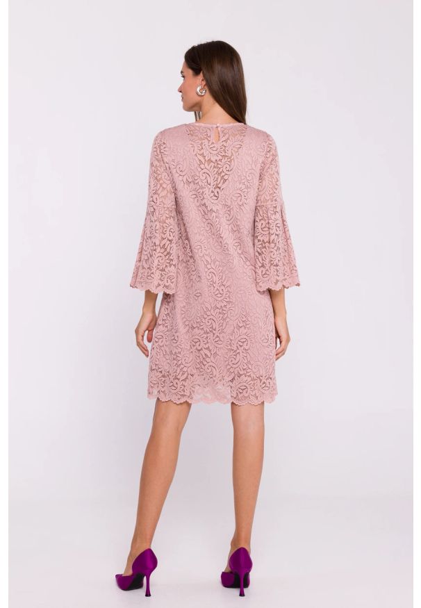 Stylove - Zjawiskowa sukienka koronkowa trapezowa w kolorze różowym. Okazja: na komunię, na wesele, na ślub cywilny, na imprezę. Kolor: różowy. Materiał: koronka. Typ sukienki: trapezowe. Styl: elegancki