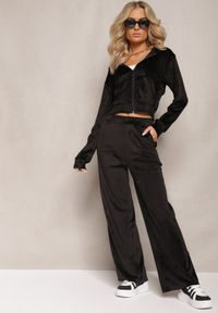 Renee - Czarny Komplet Dresowy z Welurowej Dzianiny Szerokie Spodnie i Krótka Bluza Avilti. Kolor: czarny. Materiał: dzianina, welur, dresówka