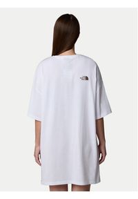 The North Face Sukienka codzienna Simple Dome NF0A87NF Biały Relaxed Fit. Okazja: na co dzień. Kolor: biały. Materiał: bawełna. Typ sukienki: proste. Styl: casual #3