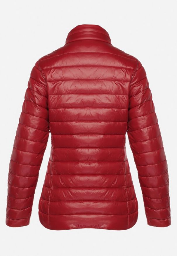 Born2be - Bordowa Kurtka Pikowana na Sezon Przejściowy Verlisa. Okazja: na co dzień. Typ kołnierza: bez kaptura. Kolor: czerwony. Styl: casual