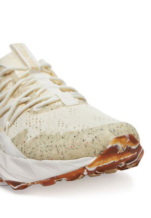 New Balance Sneakersy Tektrel WTTTRCC1 Beżowy. Kolor: beżowy. Materiał: materiał