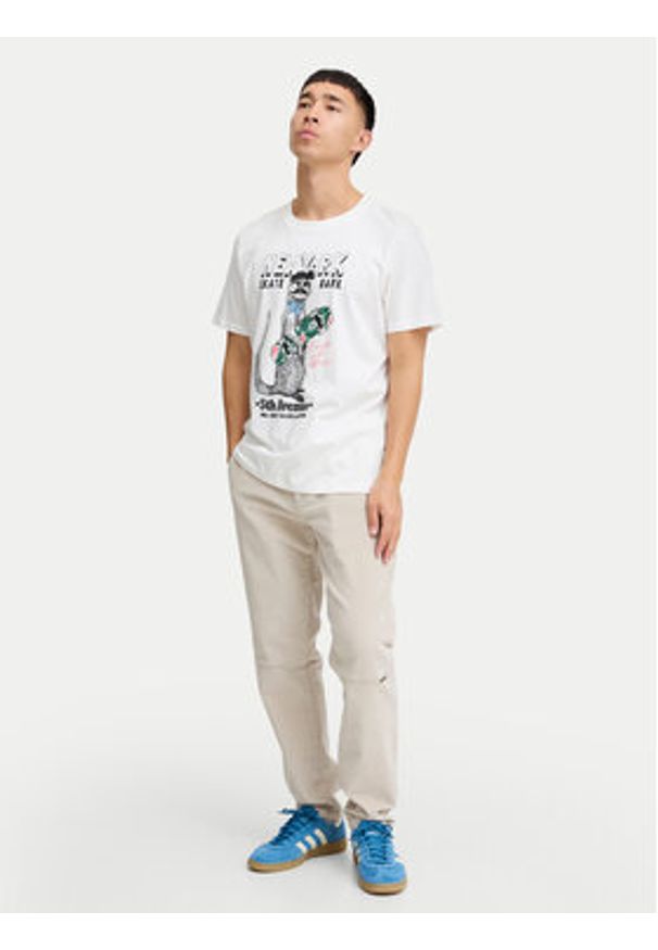 Blend T-Shirt 20717748 Biały Regular Fit. Kolor: biały. Materiał: bawełna