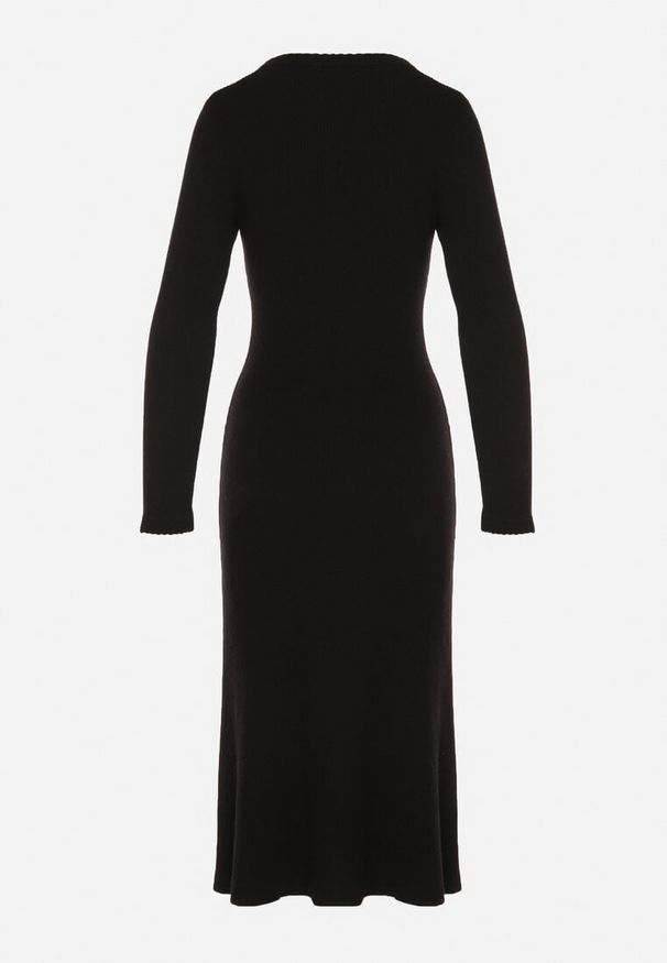 Born2be - Czarna Dopasowana Sukienka z Prążkowanej Dzianiny z Wiskozą z Aplikacjami Tusmana. Kolor: czarny. Materiał: dzianina, prążkowany, wiskoza. Wzór: aplikacja. Styl: elegancki