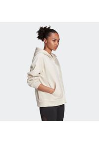 Bluza damska Adidas Sportswear Studio Lounge Fleece Hooded Full-Zip Hoodie. Kolor: beżowy. Materiał: bawełna, poliester