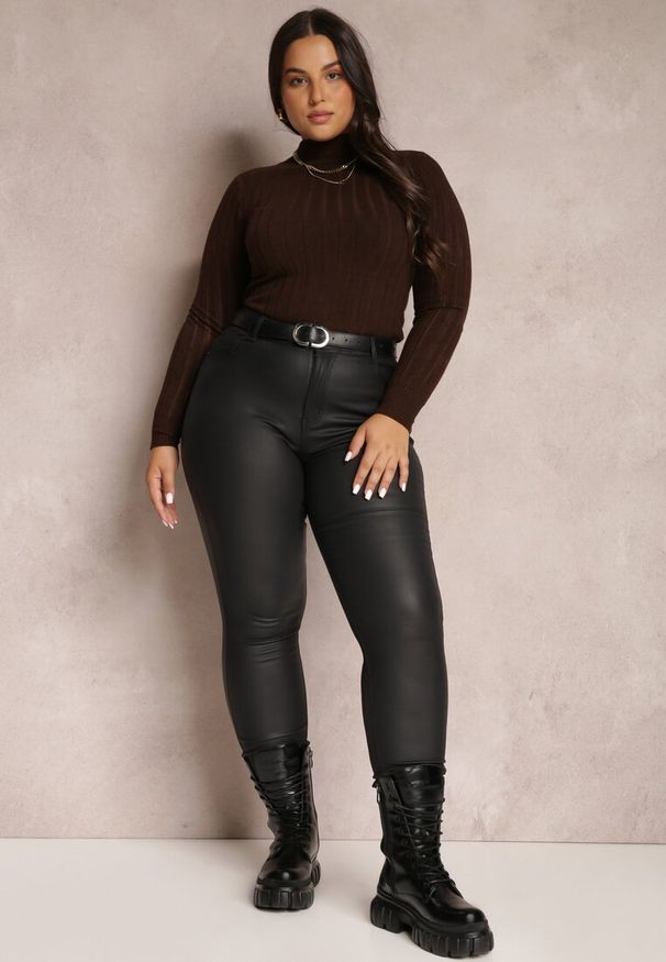 Renee - Czarne Spodnie Skinny Zangi. Kolekcja: plus size. Kolor: czarny. Styl: klasyczny