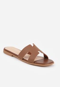 Renee - Brązowe Klapki VICES Basic z Ozdobnymi Wycięciami i Ściętym Noskiem Selestte. Okazja: na co dzień. Kolor: brązowy. Materiał: jeans. Sezon: lato. Styl: casual #9