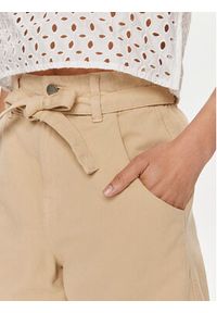 United Colors of Benetton - United Colors Of Benetton Szorty materiałowe 4DUKD9019 Beżowy Regular Fit. Kolor: beżowy. Materiał: bawełna