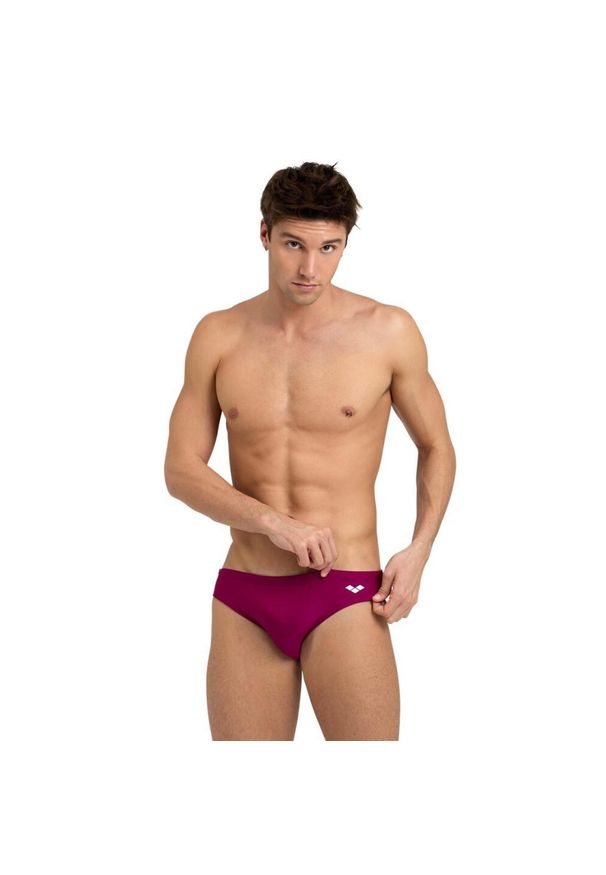 Kąpielówki męskie slipy Arena Santamarias. Kolor: fioletowy