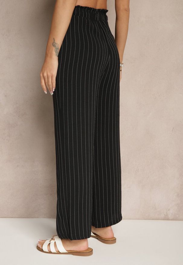 Renee - Czarne Spodnie z Wiskozy High Waist Ozdobione Paskami Linariena. Okazja: na co dzień. Stan: podwyższony. Kolor: czarny. Materiał: wiskoza. Wzór: aplikacja. Styl: klasyczny, elegancki, casual