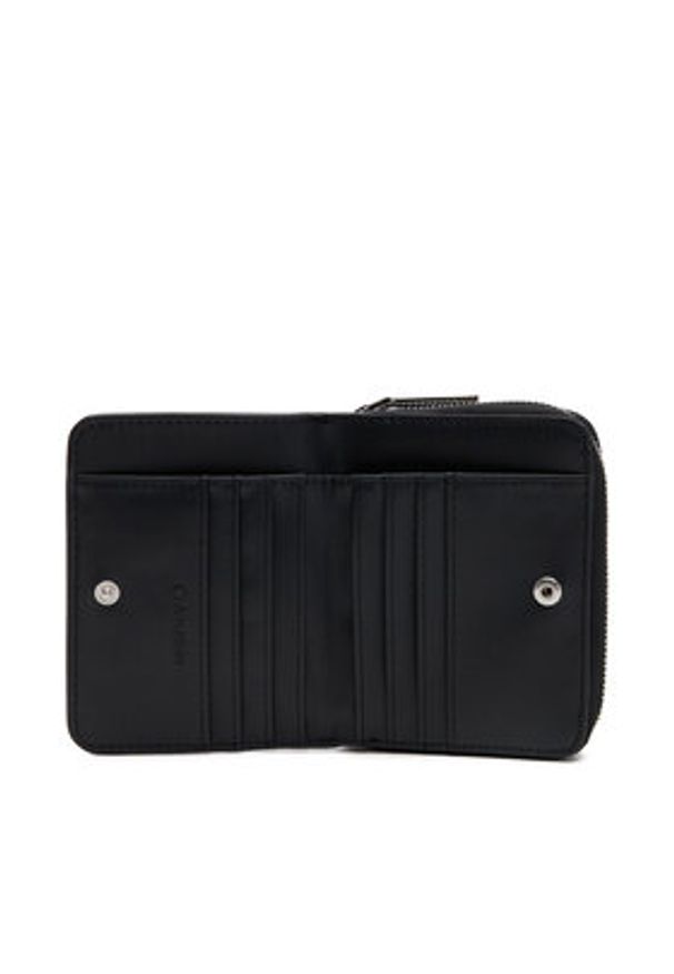 Calvin Klein Mały Portfel Damski Ck Must Medium Zip Around_Mono K60K612942 Czarny. Kolor: czarny. Materiał: skóra