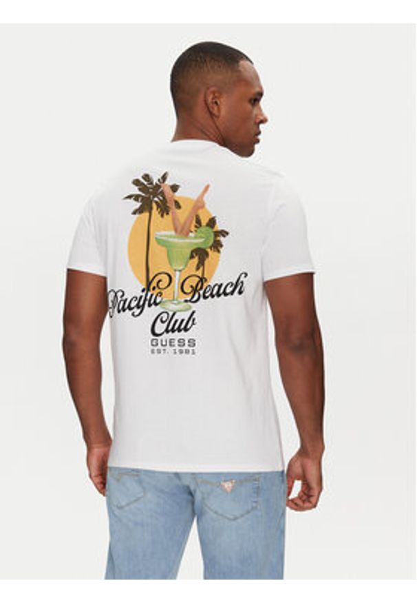 Guess T-Shirt M5GI58 KBW41 Biały Regular Fit. Kolor: biały. Materiał: bawełna