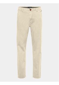 Blend Chinosy 20716448 Beżowy Slim Fit. Kolor: beżowy. Materiał: bawełna