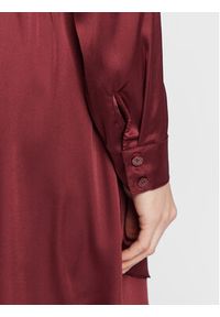 Guess Sukienka koszulowa Alya W2BK83 WF1T2 Bordowy Regular Fit. Kolor: czerwony. Materiał: syntetyk. Typ sukienki: koszulowe #3