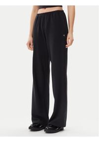 Calvin Klein Jeans Spodnie dresowe J20J225537 Czarny Straight Fit. Kolor: czarny. Materiał: wiskoza, bawełna #1