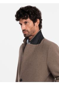 Ombre Clothing - Elegancki jednorzędowy męski płaszcz z wełną – brązowy V1 - Rozmiar: M. Kolor: brązowy. Materiał: wełna. Wzór: ze splotem, paski. Sezon: zima. Styl: elegancki #3