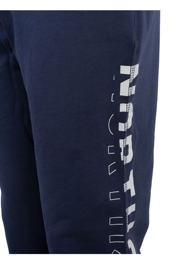 North Sails Spodnie | 90 3203 000 | Sweatpant W/Graphic | Mężczyzna | Granatowy. Okazja: na co dzień. Kolor: niebieski. Materiał: bawełna. Wzór: aplikacja, nadruk. Styl: casual