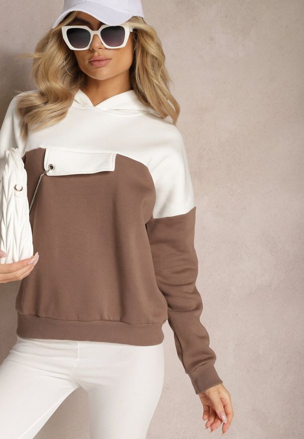 Renee - Brązowa Bawełniana Bluza z Kapturem i Łańcuszkiem Ambriella. Typ kołnierza: kaptur. Kolor: brązowy. Materiał: bawełna