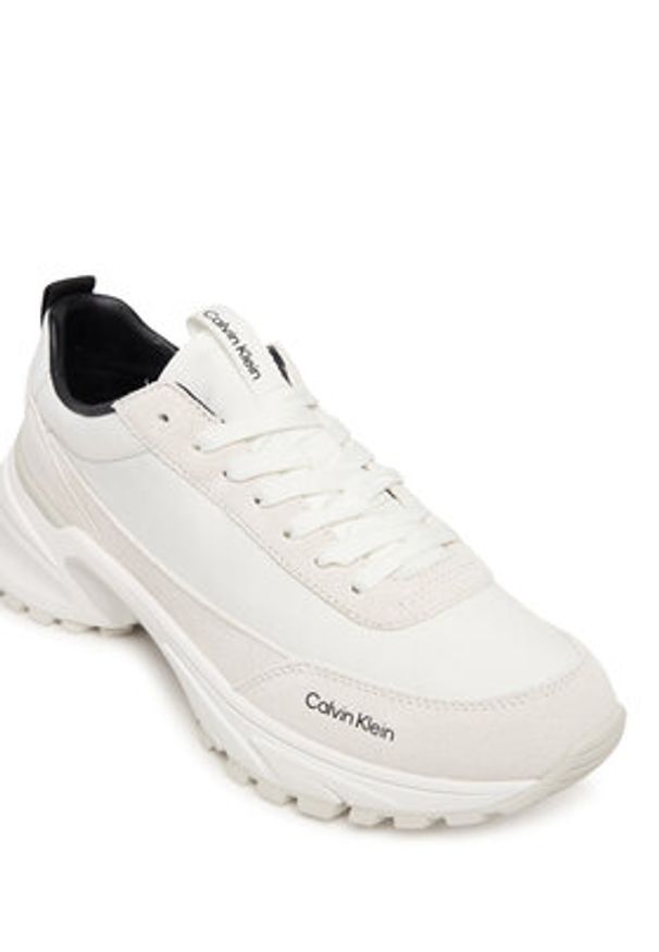 Calvin Klein Sneakersy Hike Runner Mg Nylon Mix YW0YW02075 Biały. Kolor: biały. Materiał: skóra
