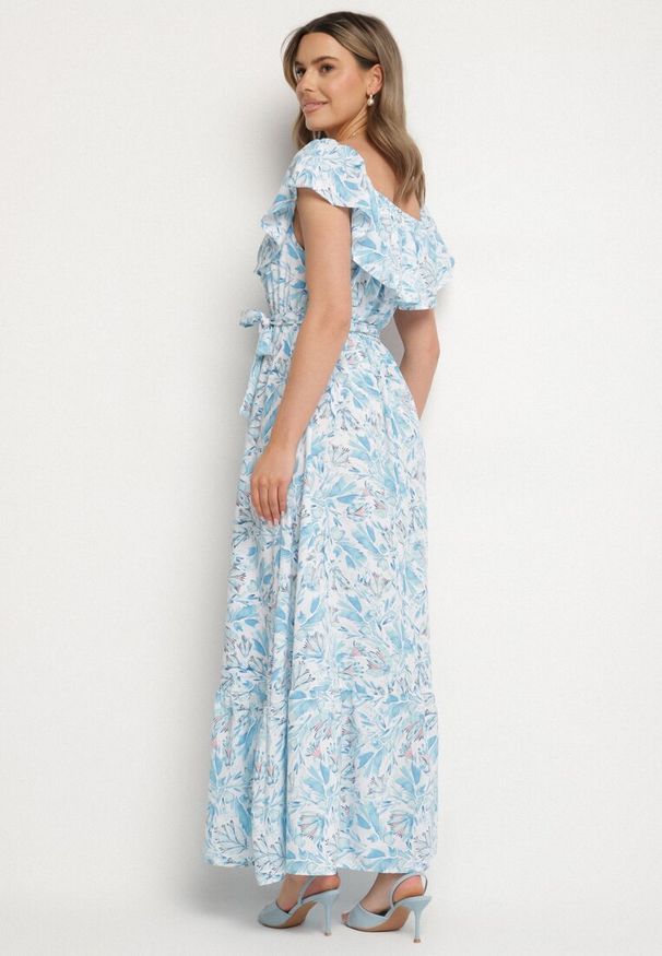 Born2be - Niebieska Sukienka Hiszpanka z Bawełną w Kwiaty Mreova. Okazja: na co dzień. Typ kołnierza: dekolt hiszpanka. Kolor: niebieski. Materiał: bawełna. Wzór: kwiaty. Styl: casual, klasyczny, elegancki