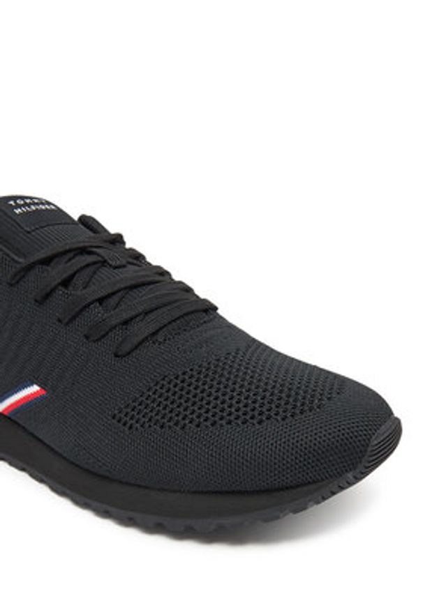 TOMMY HILFIGER - Tommy Hilfiger Sneakersy New Runner Eva Corpo Knit FM0FM05648 Czarny. Kolor: czarny. Materiał: materiał