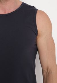 Born2be - Granatowa Klasyczna Koszulka Tank Top Bez Rękawów Lakeana. Kolor: niebieski. Materiał: jeans, materiał. Długość rękawa: bez rękawów #7