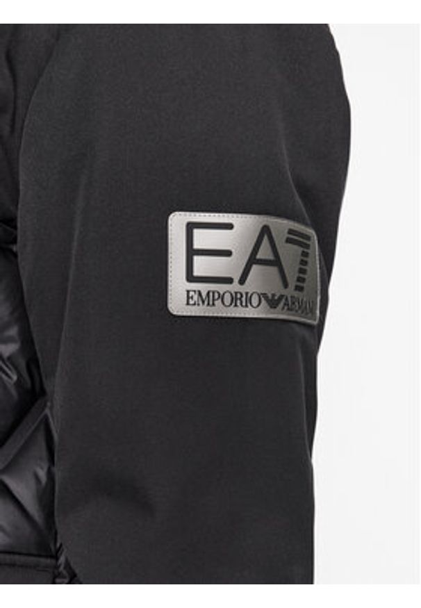 EA7 Emporio Armani Kurtka zimowa 6RPB21 PN8MZ 1200 Czarny Regular Fit. Kolor: czarny. Materiał: syntetyk. Sezon: zima