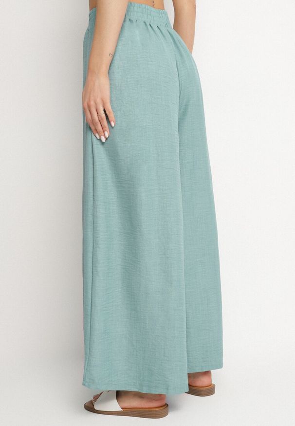 Born2be - Miętowe Spodnie o Szerokim Kroju z Wysokim Stanem i Wiązaniem Telarieta. Okazja: na co dzień. Stan: podwyższony. Kolor: zielony. Materiał: len. Styl: elegancki, casual, klasyczny