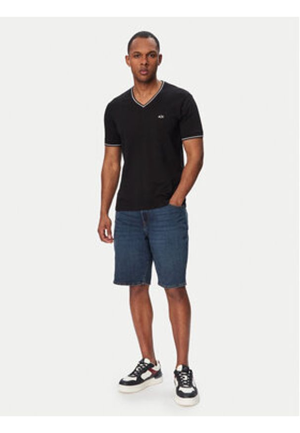Armani Exchange T-Shirt XM002512 AF10358 UC001 Czarny Regular Fit. Kolor: czarny. Materiał: bawełna