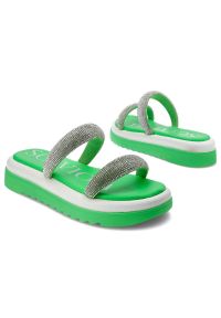 Sca'viola - Zielone Klapki Sca'Viola Eleganckie Obuwie Damskie Z Cyrkoniami. Kolor: zielony. Wzór: paski, aplikacja. Sezon: lato. Styl: elegancki #3
