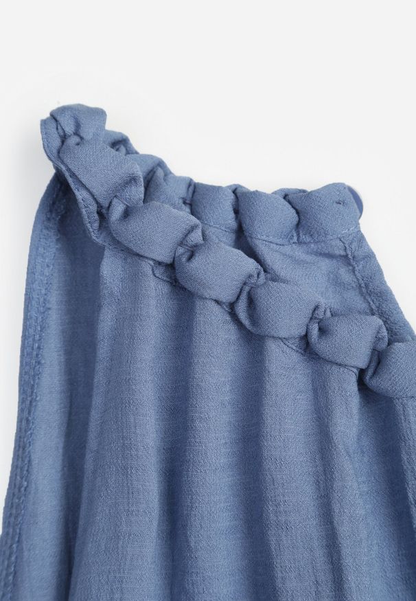 Born2be - Niebieska Wiskozowa Sukienka Bez Rękawów z Warkoczowym Splotem przy Dekolcie Shirineli. Okazja: na co dzień. Kolekcja: plus size. Kolor: niebieski. Materiał: wiskoza. Długość rękawa: bez rękawów. Wzór: ze splotem. Typ sukienki: dla puszystych, proste. Styl: boho, casual, klasyczny, elegancki