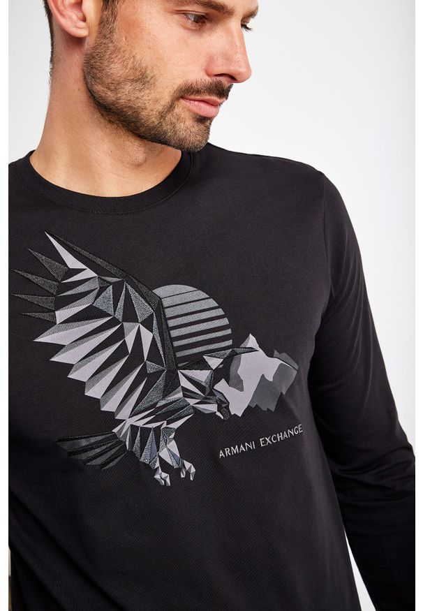 Armani Exchange - LONGSLEEVE ARMANI EXCHANGE. Materiał: bawełna. Długość rękawa: długi rękaw. Długość: długie. Wzór: haft