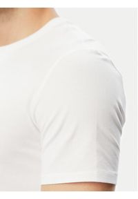 Guess T-Shirt M4YI38 J1314 Biały Regular Fit. Kolor: biały. Materiał: bawełna #5