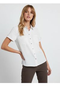 Sinsay - Wiskozowa koszula - biały. Kolor: biały. Materiał: wiskoza