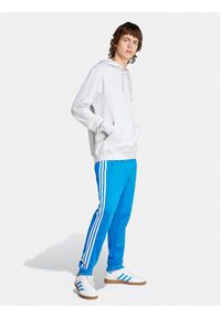 Adidas - adidas Bluza Trefoil IS2913 Szary Regular Fit. Kolor: szary. Materiał: bawełna #2