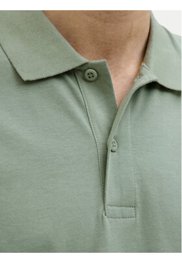 Jack & Jones Polo Simon 12269299 Zielony Regular Fit. Typ kołnierza: polo. Kolor: zielony. Materiał: bawełna